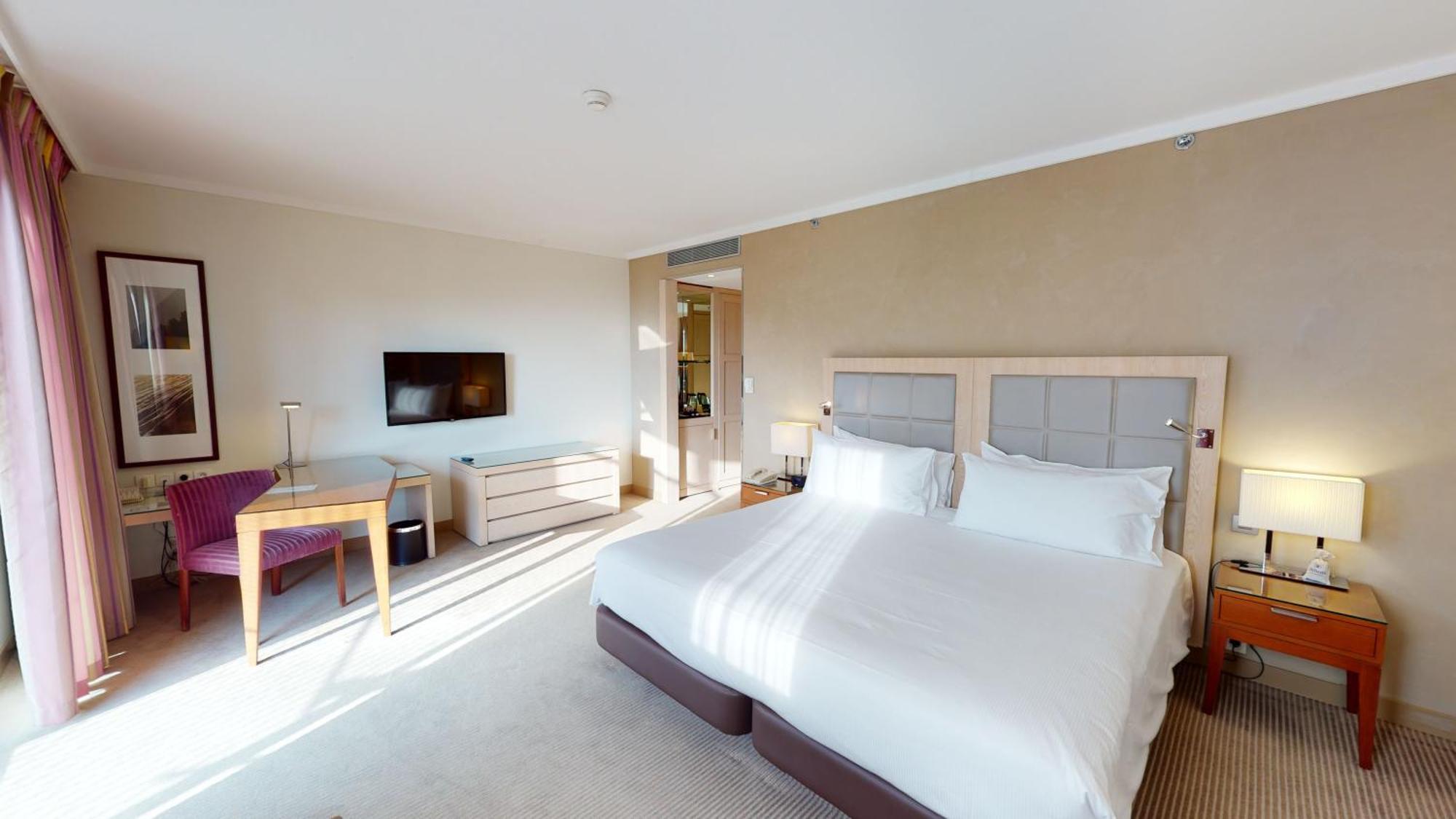 Hilton Evian Les Bains Hotel Exterior photo